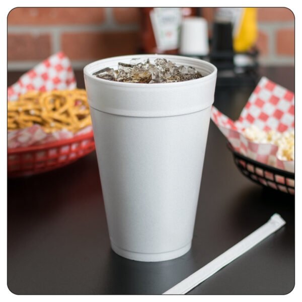 Foam Cup 32 Oz - Image 4