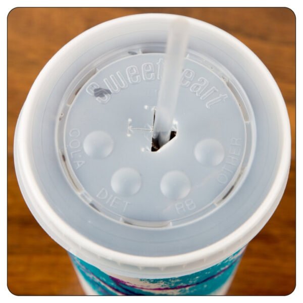 Lid with Straw Slot 32 Oz Translucent Flat - Image 4